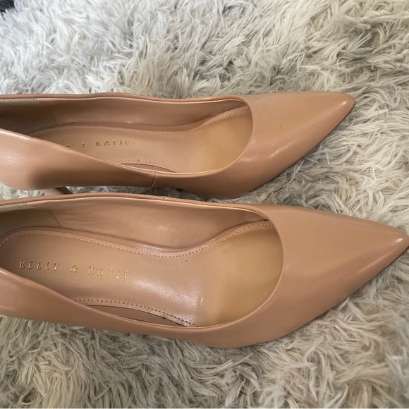 Kelly and Katie Comfortable pumps - Picture 3 of 4